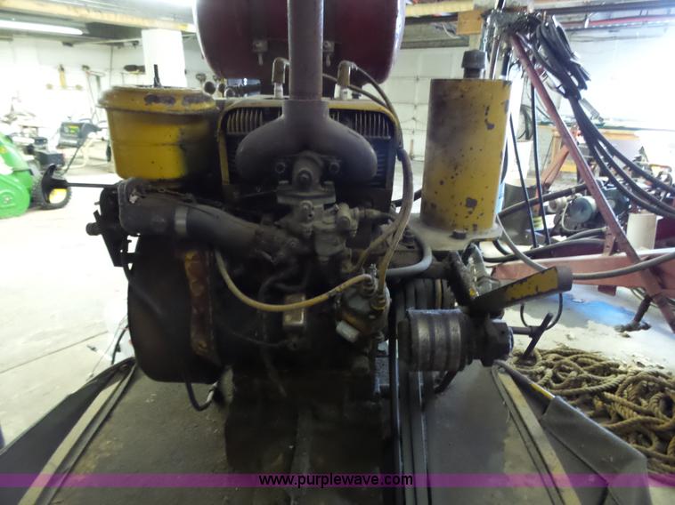 image for item BT9361 Vermeer 6 stump grinder