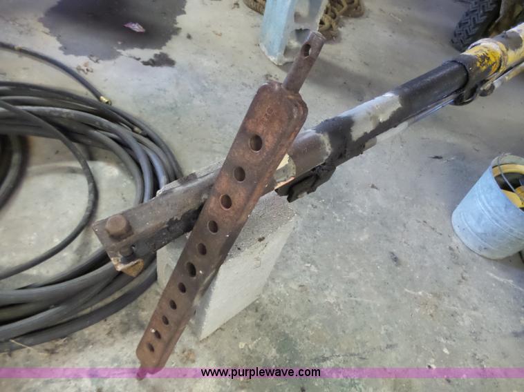 image for item BT9361 Vermeer 6 stump grinder