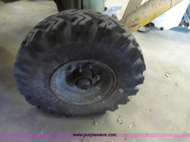 image for item BT9361 Vermeer 6 stump grinder