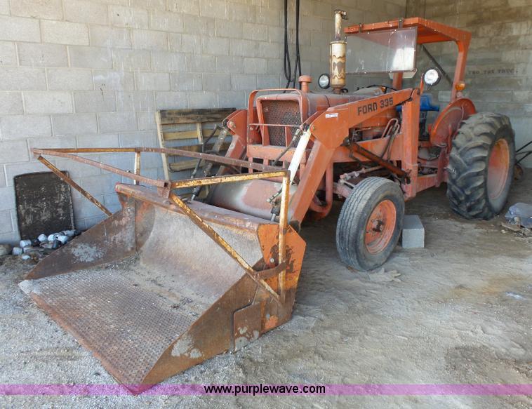 image for item BT9365 Ford 355 tractor