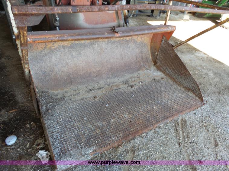 image for item BT9365 Ford 355 tractor