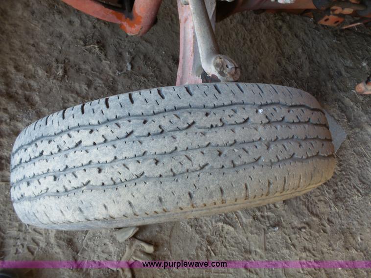 image for item BT9365 Ford 355 tractor