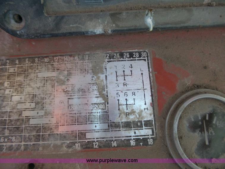 image for item BT9365 Ford 355 tractor