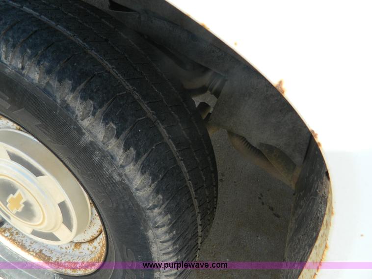 image for item BT9756 1984 Chevrolet C10 Custom pickup truck