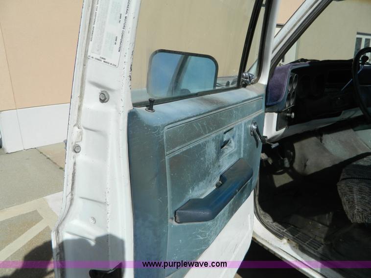 image for item BT9756 1984 Chevrolet C10 Custom pickup truck