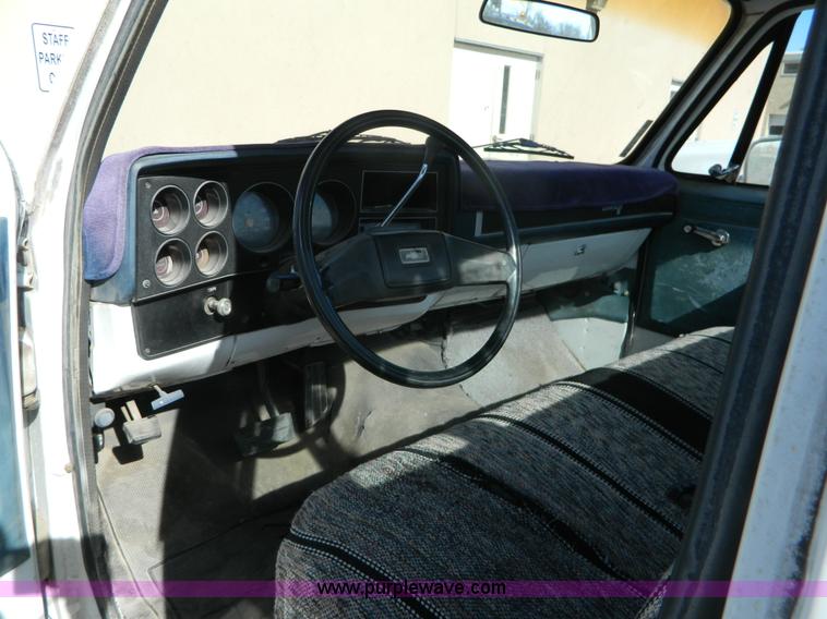 image for item BT9756 1984 Chevrolet C10 Custom pickup truck