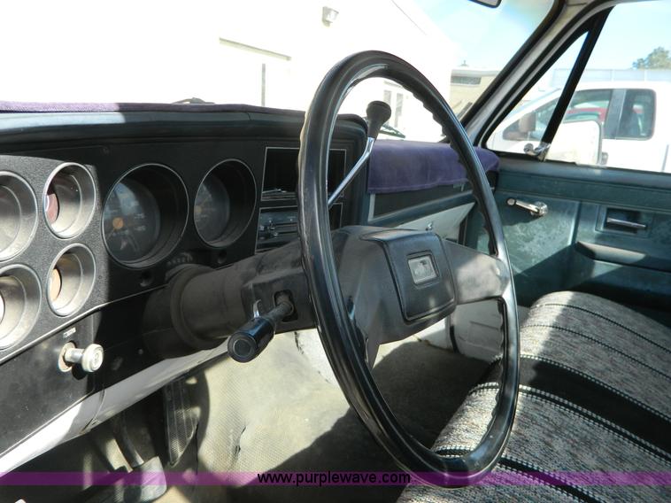 image for item BT9756 1984 Chevrolet C10 Custom pickup truck