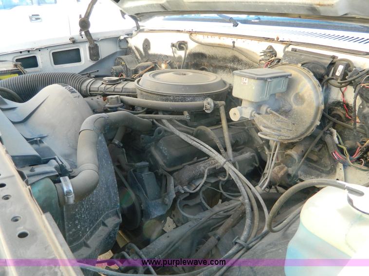 image for item BT9756 1984 Chevrolet C10 Custom pickup truck