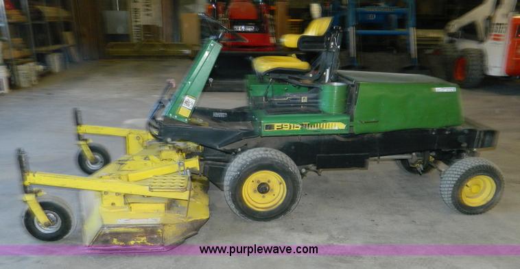 image for item BT9762 John Deere F915 lawn mower