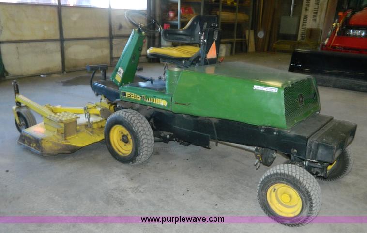 image for item BT9762 John Deere F915 lawn mower