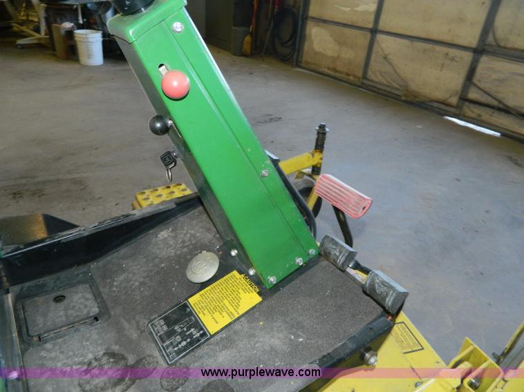 image for item BT9762 John Deere F915 lawn mower