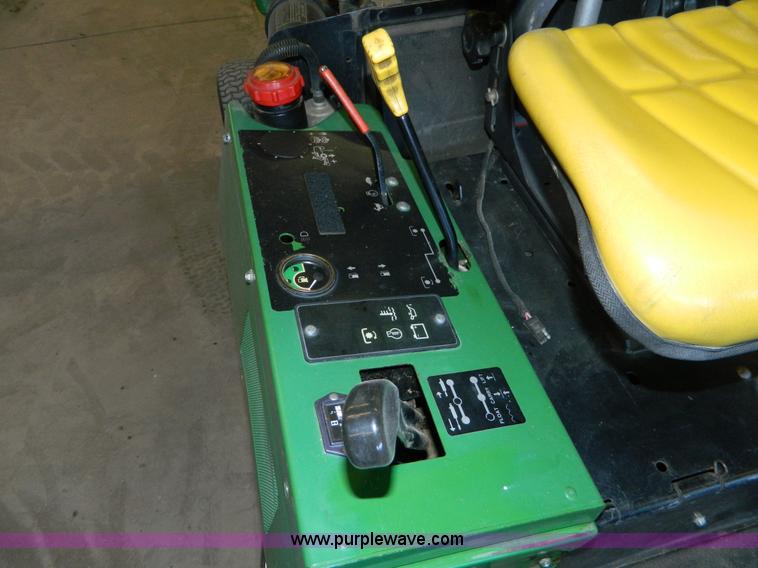 image for item BT9762 John Deere F915 lawn mower