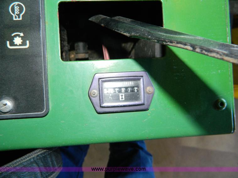 image for item BT9762 John Deere F915 lawn mower