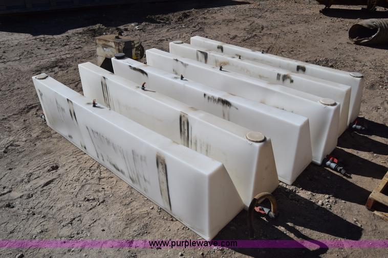 image for item BX9809 (6) poly tanks