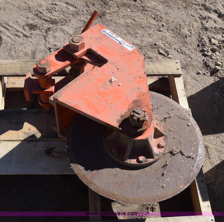 image for item BX9810 Asphalt cutter