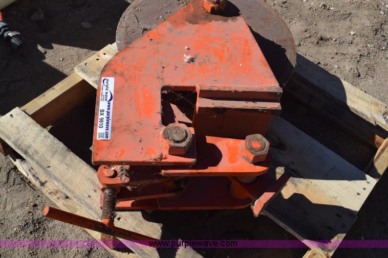 image for item BX9810 Asphalt cutter