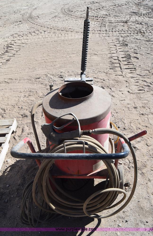 image for item BX9811 Hotsy pressure washer
