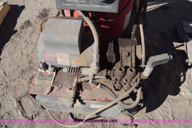 image for item BX9811 Hotsy pressure washer