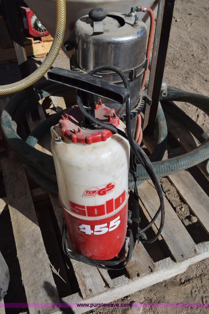 image for item BX9812 Assorted sprayers