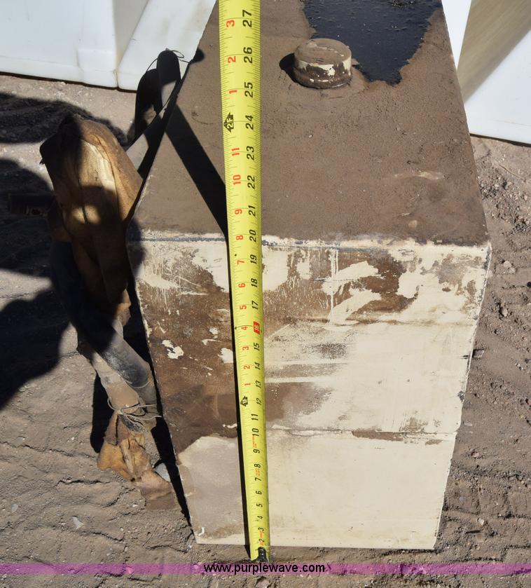 image for item BX9815 Hydraulic reservoir