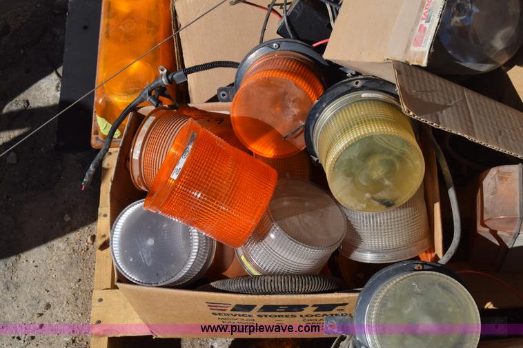 image for item BX9816 Beacon lights