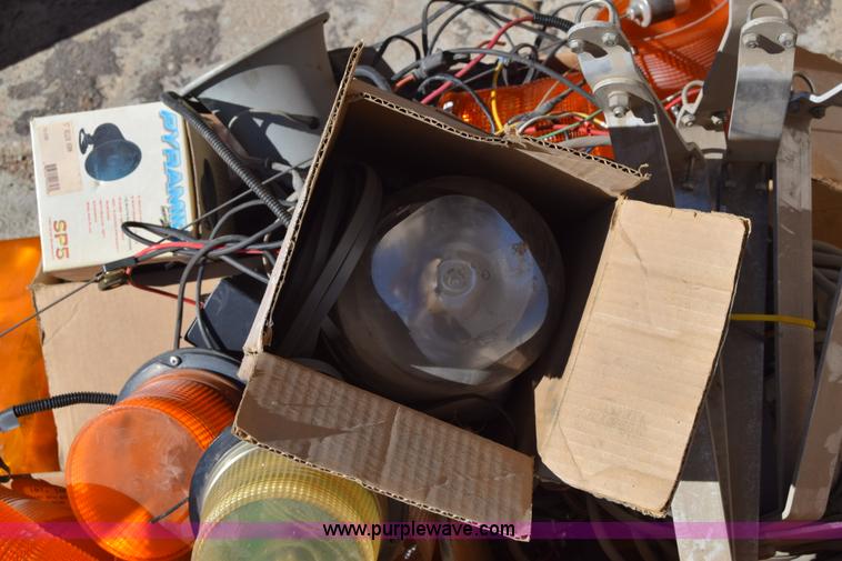 image for item BX9816 Beacon lights