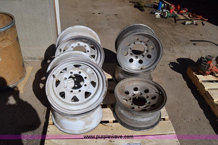 image for item BX9820 (2) sets of wheels