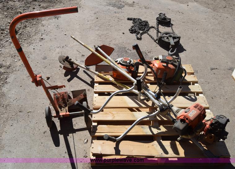 image for item BX9821 Assorted lawn and garden supplies