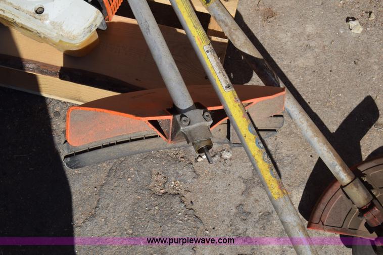 image for item BX9821 Assorted lawn and garden supplies