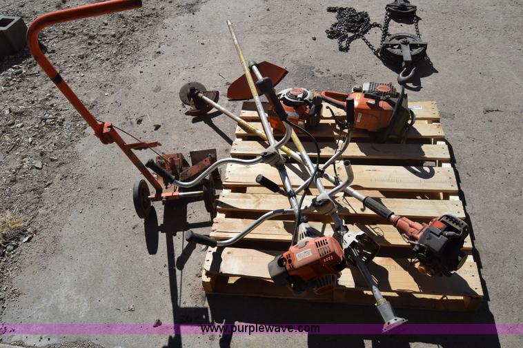 image for item BX9821 Assorted lawn and garden supplies