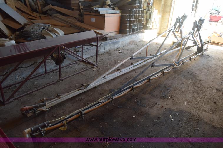 image for item BX9822 (2) sprayer booms