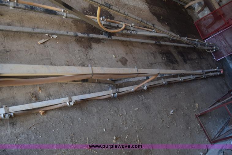 image for item BX9822 (2) sprayer booms