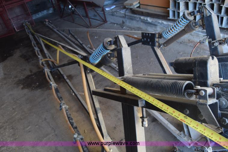 image for item BX9822 (2) sprayer booms