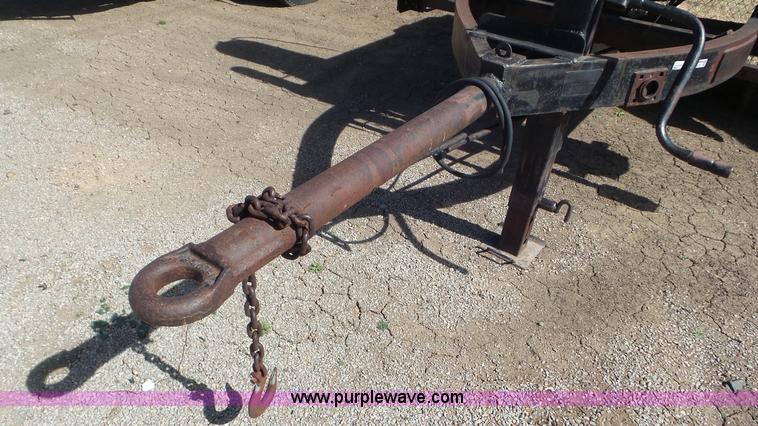 image for item CD9873 1982 Etnyre maintenance oil distributor trailer