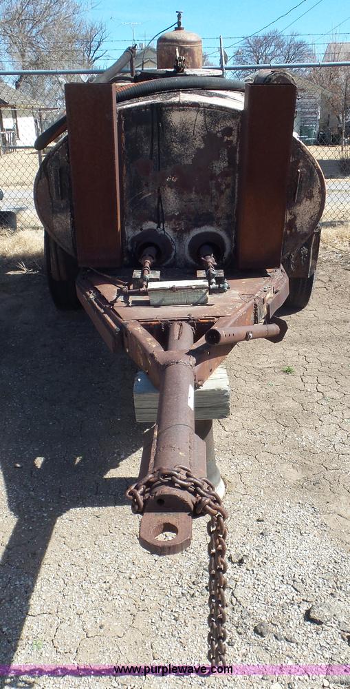 image for item CD9874 Rosco maintenance oil distributor trailer