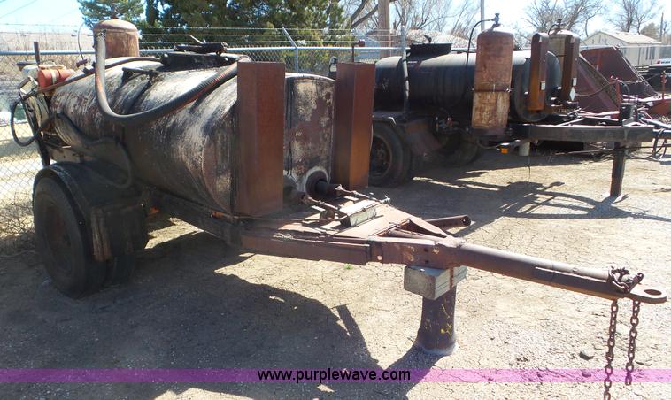 image for item CD9874 Rosco maintenance oil distributor trailer