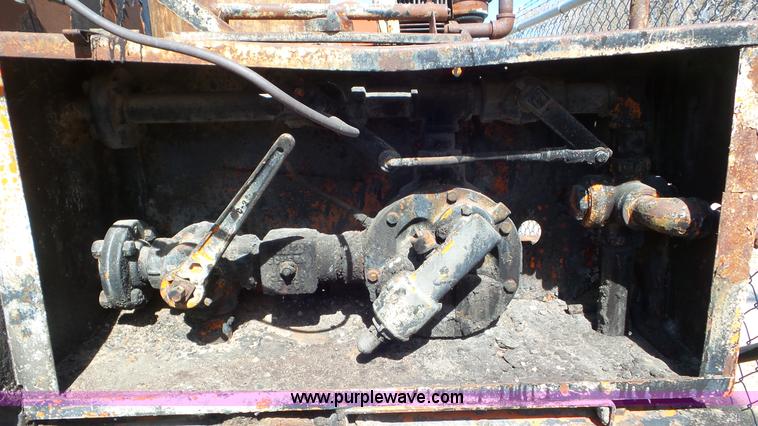 image for item CD9874 Rosco maintenance oil distributor trailer