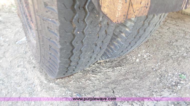 image for item CD9874 Rosco maintenance oil distributor trailer