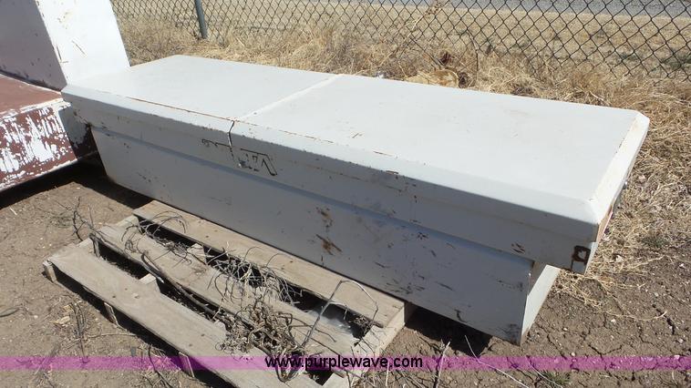 image for item CD9875 Assorted fuel tanks and toolboxes