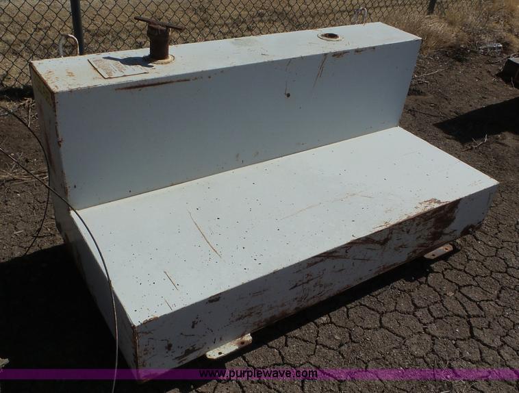 image for item CD9875 Assorted fuel tanks and toolboxes