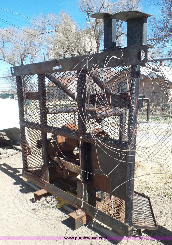 image for item CD9876 Assorted truck accessories