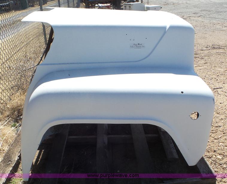 image for item CD9876 Assorted truck accessories