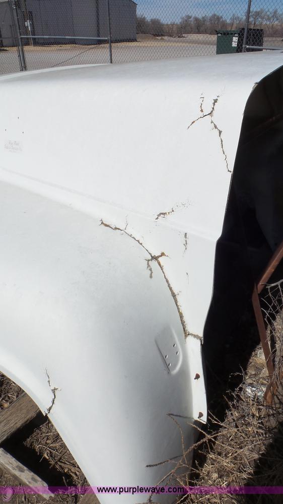 image for item CD9876 Assorted truck accessories