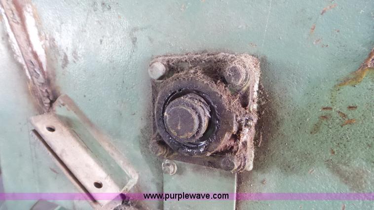 image for item CD9877 Glass crusher