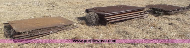 image for item CD9882 Kohlberg shaker