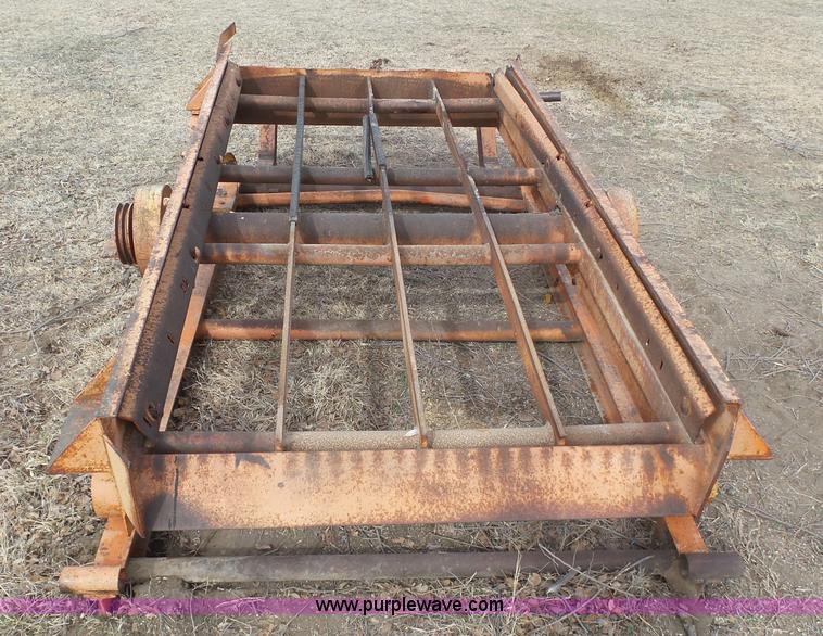 image for item CD9882 Kohlberg shaker