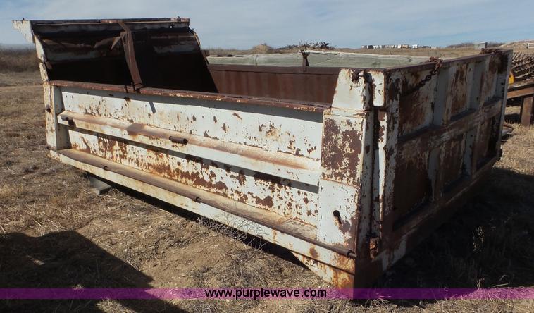 image for item CD9886 Dump bed