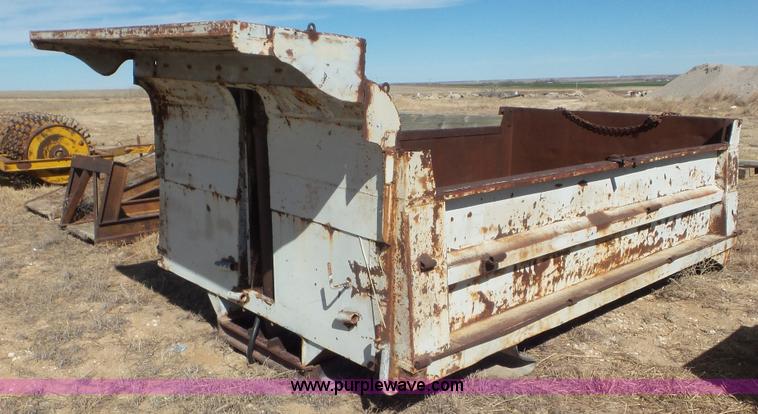 image for item CD9886 Dump bed