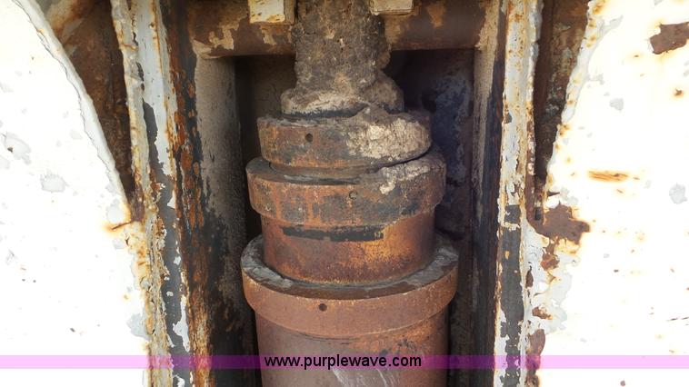 image for item CD9886 Dump bed