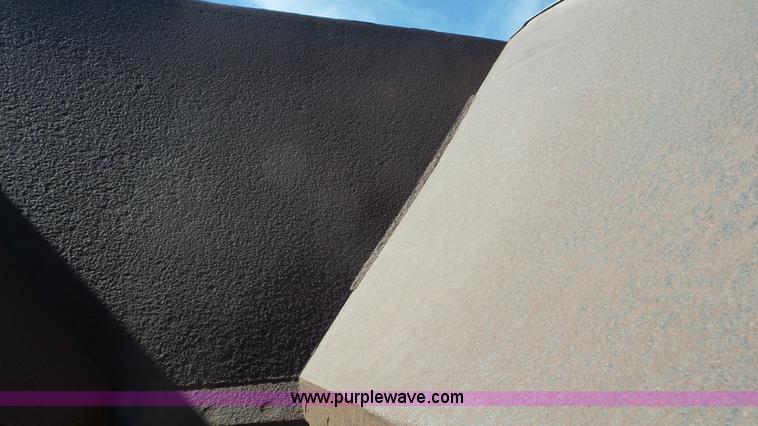 image for item CD9889 Lippmann feed hopper